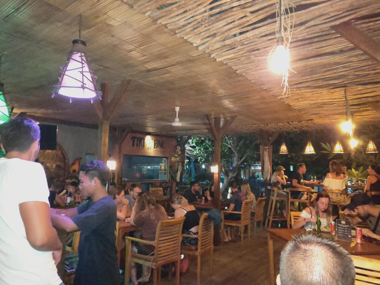 Tiki Bar And More Lembongan Εξωτερικό φωτογραφία