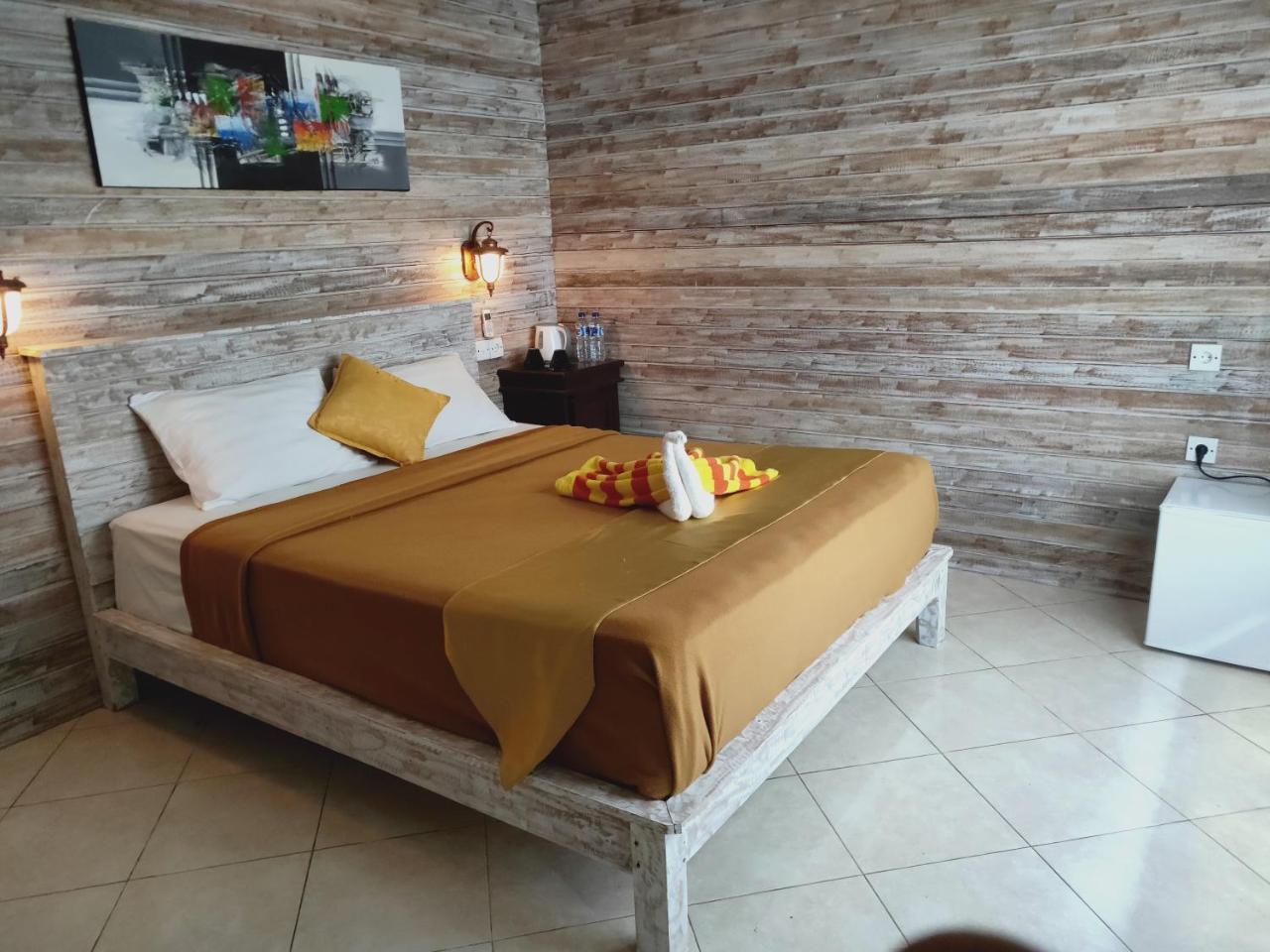 Tiki Bar And More Lembongan Εξωτερικό φωτογραφία