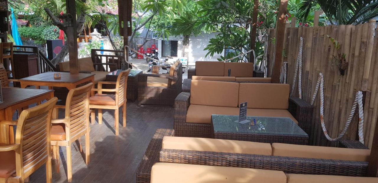 Tiki Bar And More Lembongan Εξωτερικό φωτογραφία